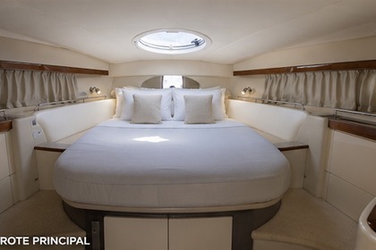 Hire Motorboat Cranchi Esmeraldo 37 Ibiza