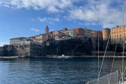 Location Voilier Jeanneau Sun Fizz Corse