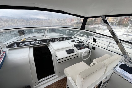 Pershing 40