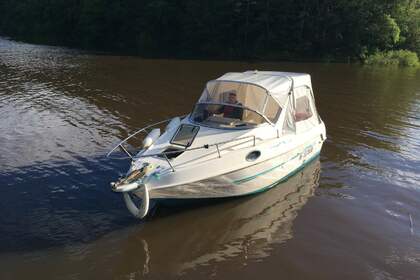 Charter Motorboat Saver Manta 620 cabine Viaduc de Garabit