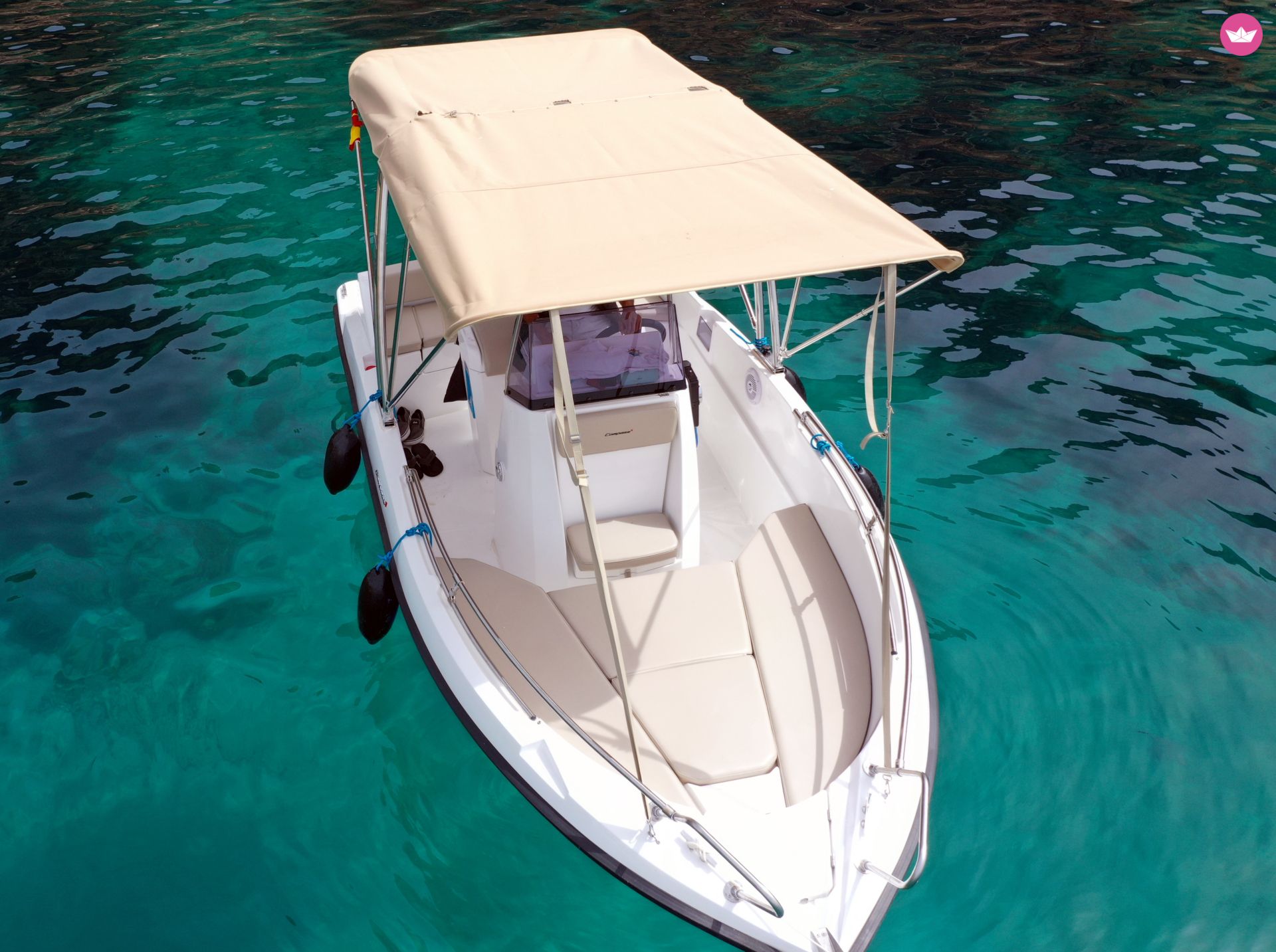 Bateau à moteur Compass PRO 115cv 3