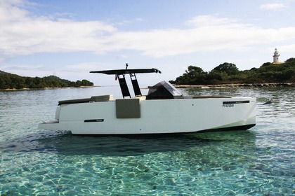 Hire Motorboat De Antonio D28 Puerto de Alcudia