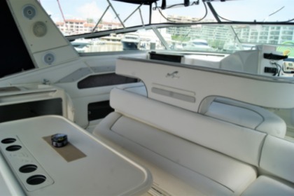 Luxurious Sea Ray 42