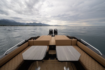 Hyra båt RIB-båt SPX SPX 38 Forte dei Marmi
