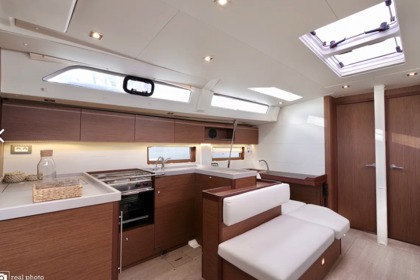 Beneteau Oceanis 51.1