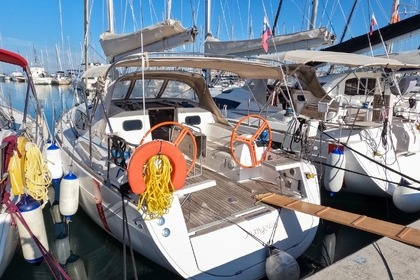 Hyra båt Segelbåt Elan Elan 354 Impression Izola