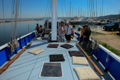 VOILIER DE CARACTERE