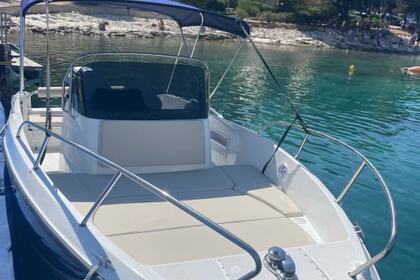 Quicksilver 675 Activ Open