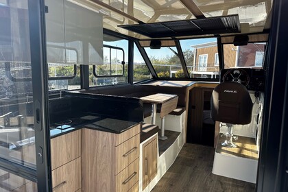 Verhuur Motorboot Cobra Yachts Futura 36 Makkum