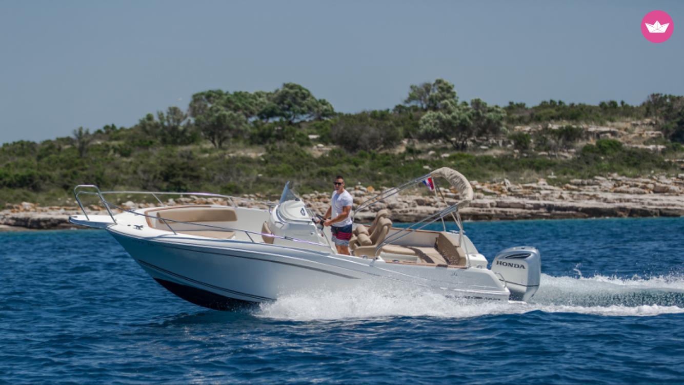 Louer Jeanneau Cap Camarat 7.5 Cc
