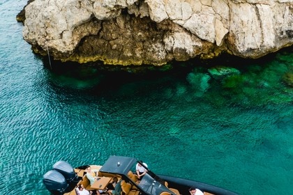 Découvrez la Riviera athénienne et les îles grecques avec CELLINE CRUISES