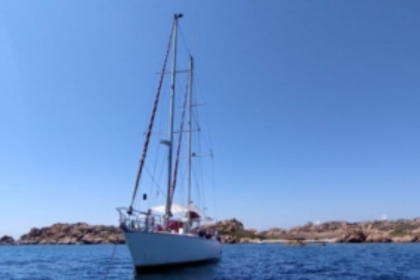 O cruzeiro à vela para as Ilhas Eólias