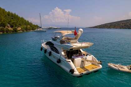 Hire Motor yacht Azimut 50 Bodrum