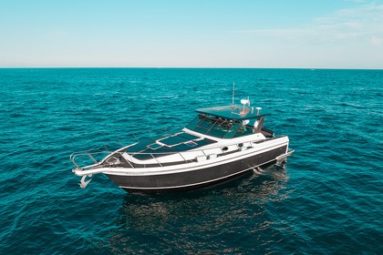 Hyra båt Motorbåt Tiara Express Fuengirola