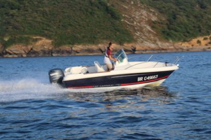 Location Bateau à moteur Jeanneau Cc 545 Camaret-sur-Mer