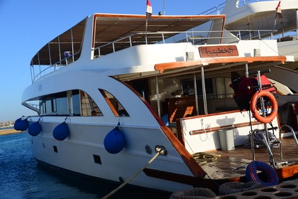 Hire Motor yacht Hurghada 2025 Hurghada