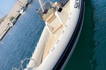 Hyra båt RIB-båt Sacs Marine Sacs 680s Marseille