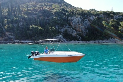 Hire Motorboat Assos Marine 5 Meters Kardamyli