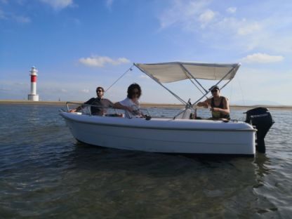 Location Bateau à moteur Estable 400 L'Ampolla