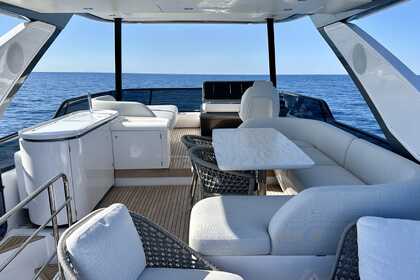 Azimut 68 Fly