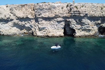 Charter Boat without licence  Compass Boats 150CC Xemxija