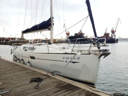 Charter Sailboat Jeanneau Sun Odiyssey 36I Santurce