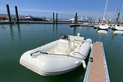 Location Bateau à moteur Zodiac Medline La Turballe