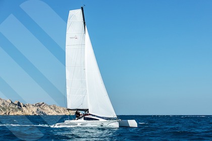 Hire Catamaran Tricat 30 Marseille