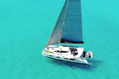 Xquisite 5X Plus - All inclusive charter