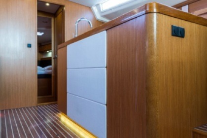 BREATHLESS - BAVARIA CRUISER 56