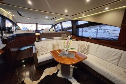 60' SOLEMARE 2017 SEA RAY L590 FLY