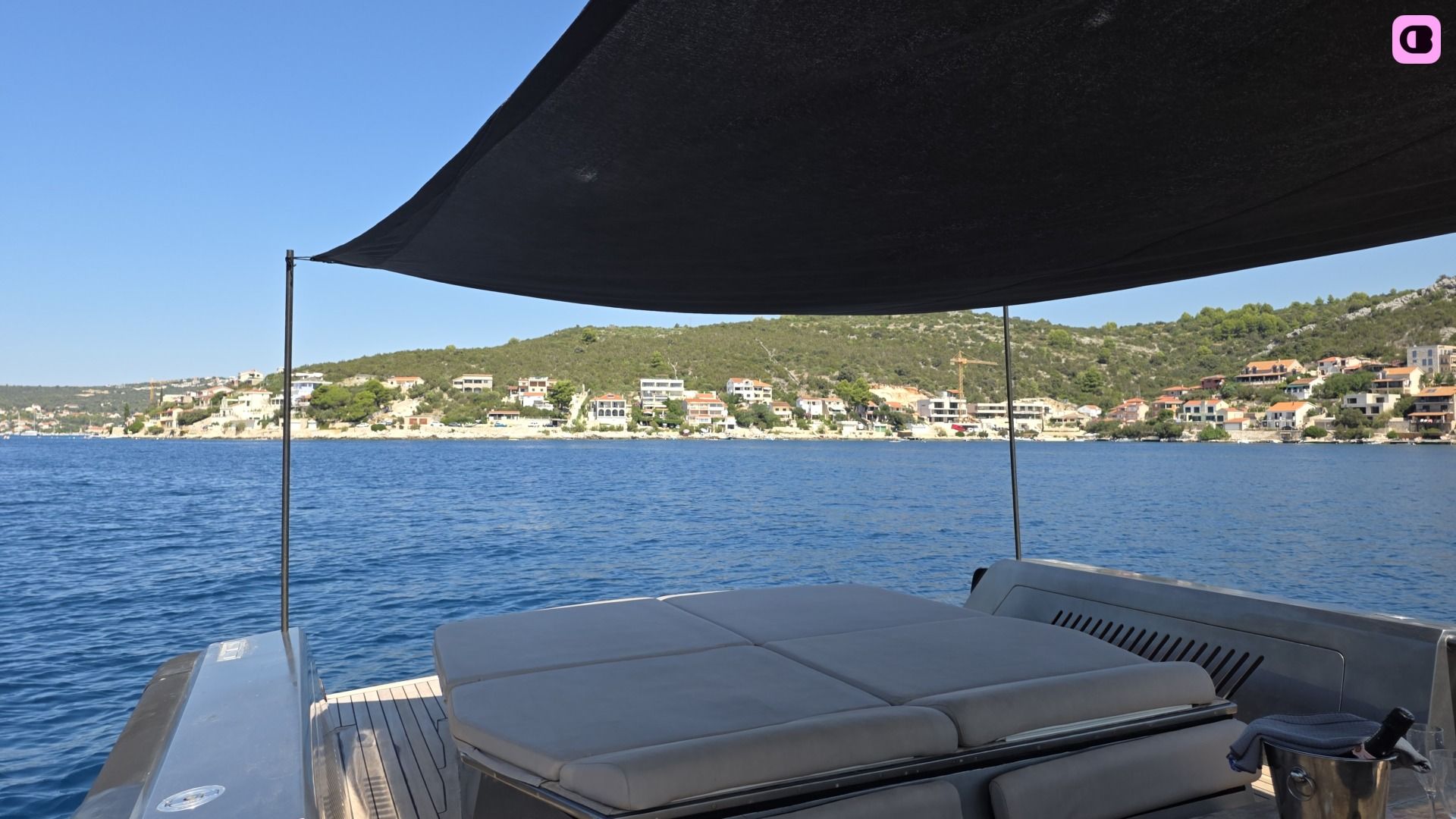 Bateau à moteur Wally Tender 45 900cv 3