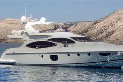 Noleggio Barca a motore LUXURY MOTOR YACHT 21M AZIMUT 68 EVO Bodrum