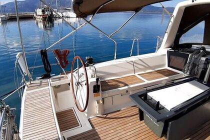 Charter Sailboat Beneteau Oceanis 45 Palairos