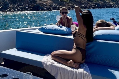 Scorpion Yacht 50 + Seadoo Spark!