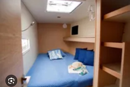 Catamaran Outremer 45 – Confort, Performance et Liberté en Grèce