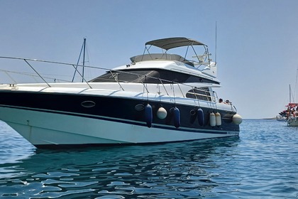 Noleggio Yacht Sunseeker Manhattan 54 Msida