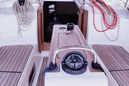 Verhuur Zeilboot Bavaria Yachtbau Bavaria Cruiser 37 - 3 cab. Portoferraio