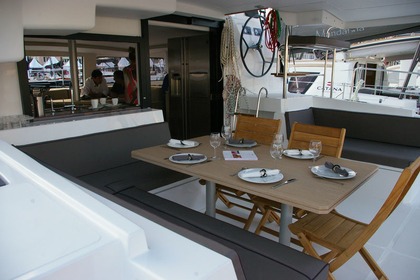 Verhuur Catamaran Catana Bali 4.5 with watermaker & A/C - PLUS Praslin
