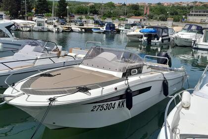 Rental Motorboat Atlantic 730 Sun Cruiser Punat