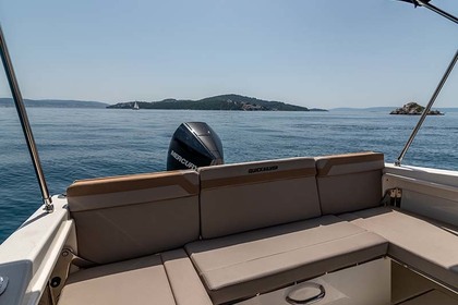 Quicksilver 755 for rent in Split - Full equipment for easy navigation!