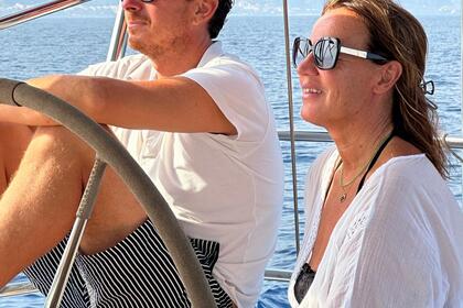 Sailing White Lotus tour Taormina