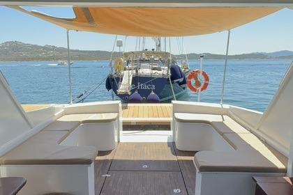 Charter Motorboat Chris Craft Chris Craft Corvette 37 La Maddalena