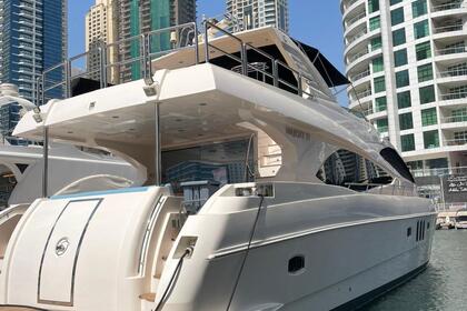Hire Motor yacht Majesty 77 Dubai