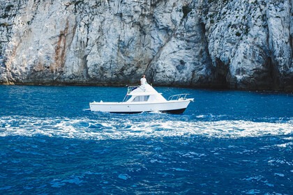 Verhuur Motorboot Bertram 31 La Spezia