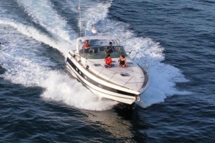 Miete Motorboot Cranchi Mediterranée 41 Ibiza