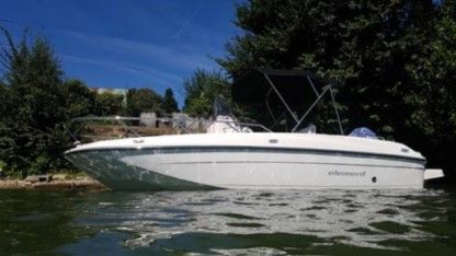 Location Bateau à moteur Bayliner Cc6 Persan