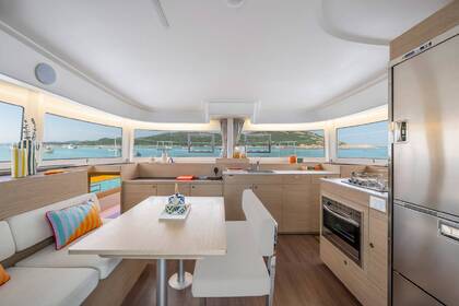 Location Catamaran  LAGOON 38 (3 CABINES) Pointe-à-Pitre