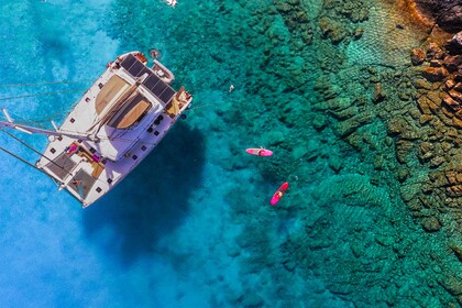 Hire Catamaran Lagoon Lagoon 560 Chania