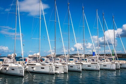 Miete Segelboot Bénéteau Oceanis 38.1 Biograd na Moru